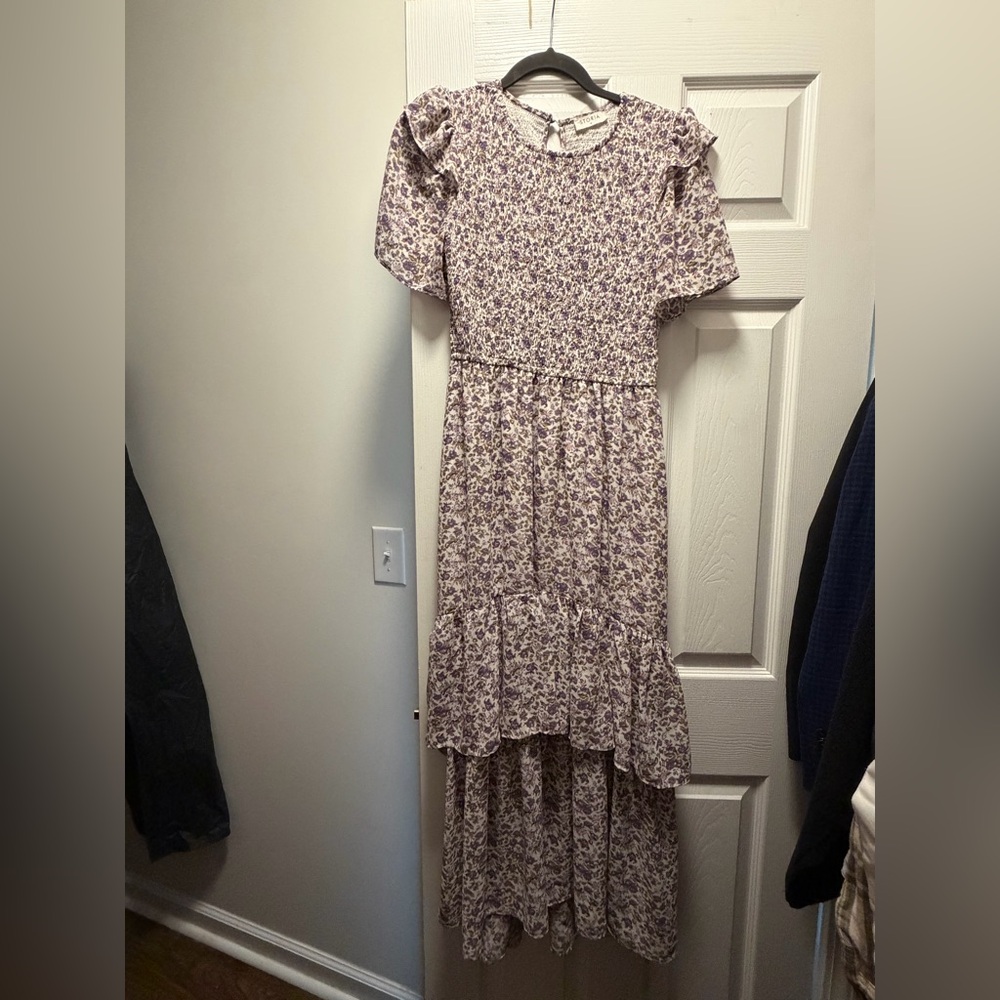 Storia Floral Tiered High-Low Maxi Dress in Lavender